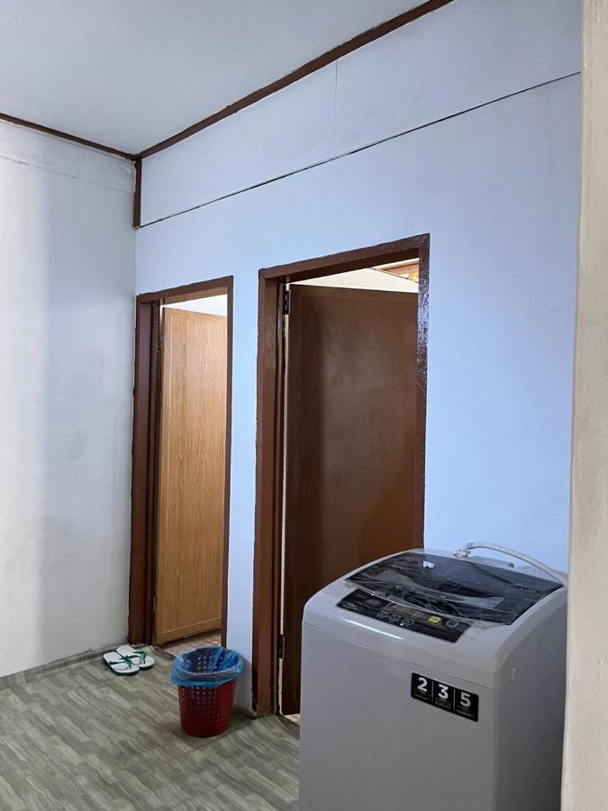 Lavender Homestay Desa Chendering 3 Bedrooms Куала-Тренгану Екстер'єр фото
